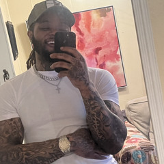 Throw sum mo ft GuccibaghDheej .m4a