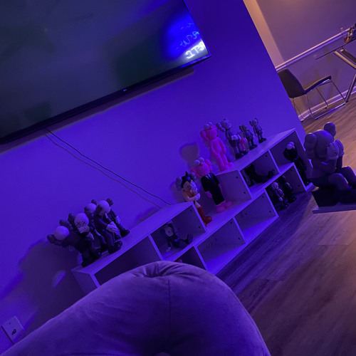 HELP ME OUT? w/khory (Prod.wangi)