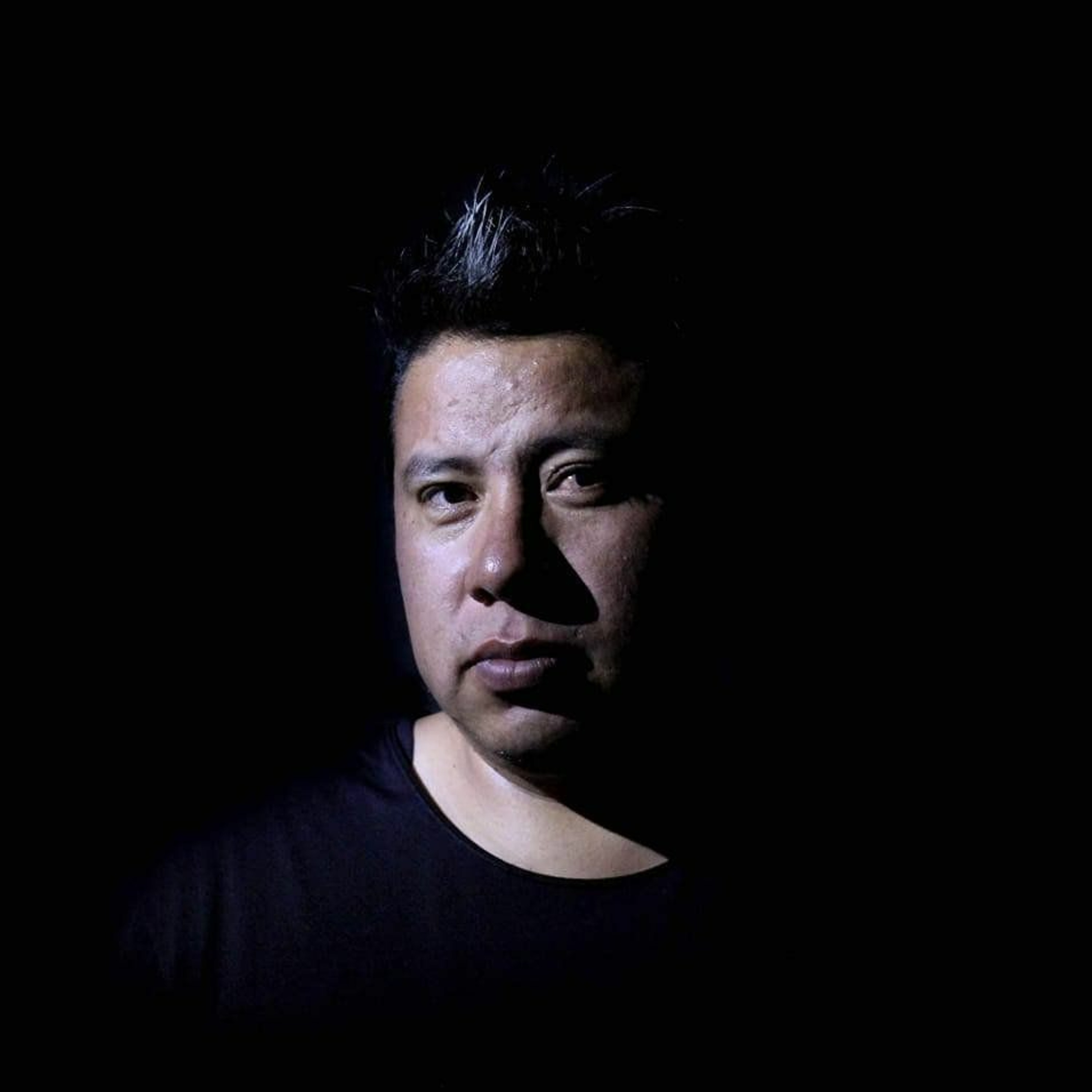 Ivan Martinex(MEX) - New Year Eve 2024 - Loops Radio Progressive episode artwork