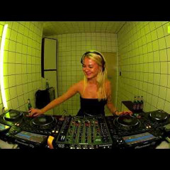 Felicie  HÖR - December 7  2024
