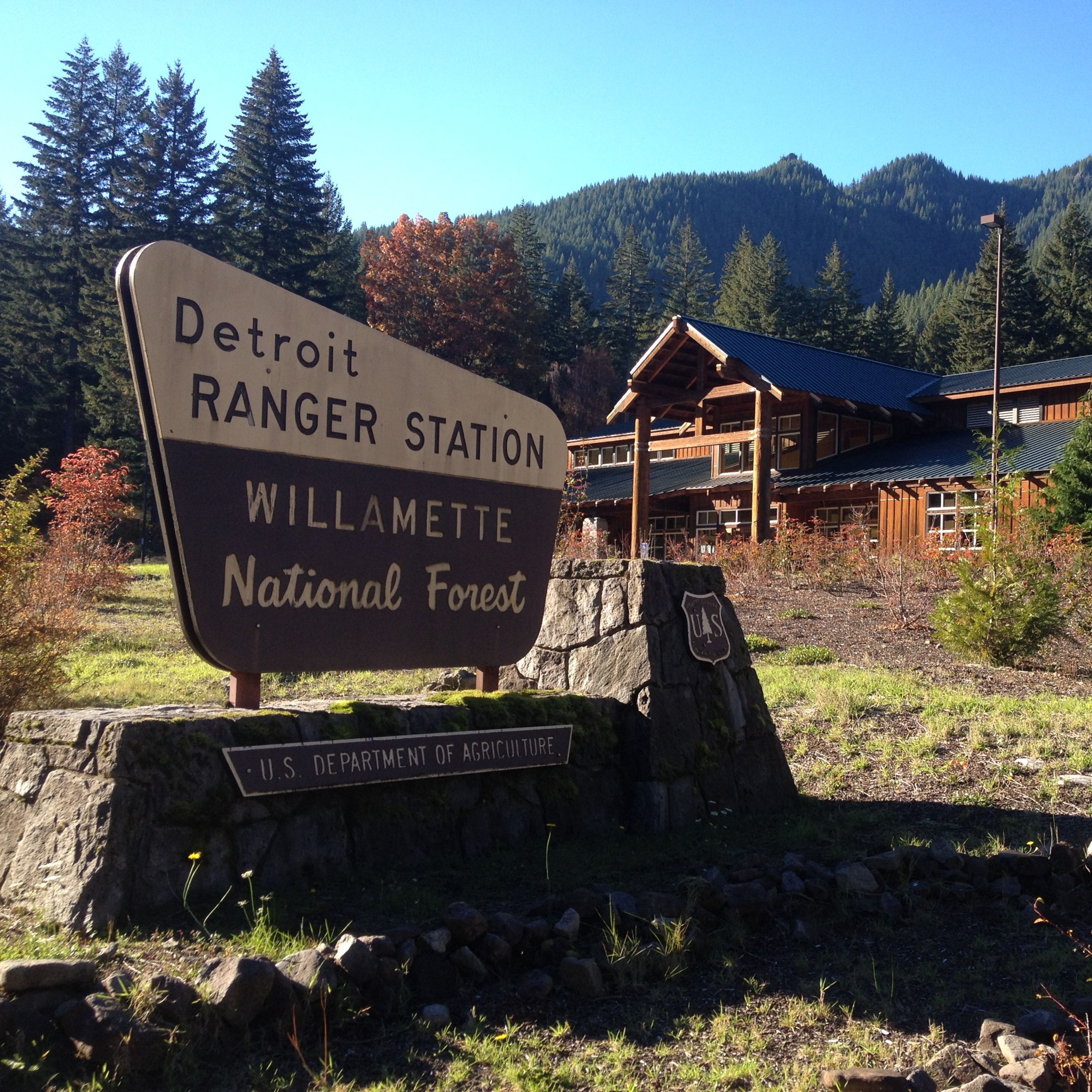 Explore Oregon Podcast: The state\'s most beautiful places and biggest issues