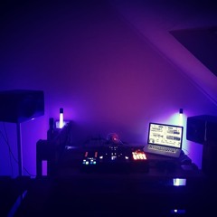 Hekktor - Around your Feet ( Remix )