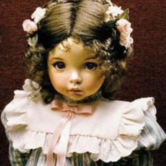 ‍Enfantine 8 Pavane pour une poupée ancienne
