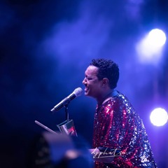 Des Yemil Sikay | Teddy Afro (Tikur Sew Album )