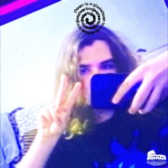 CHOWAM TO W GŁOWIE (feat. pixie)