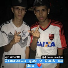 MTG - DESCE ARRASTANDO A BUNDA { DJ XAVIER & DJ LUCAS MARTINS }