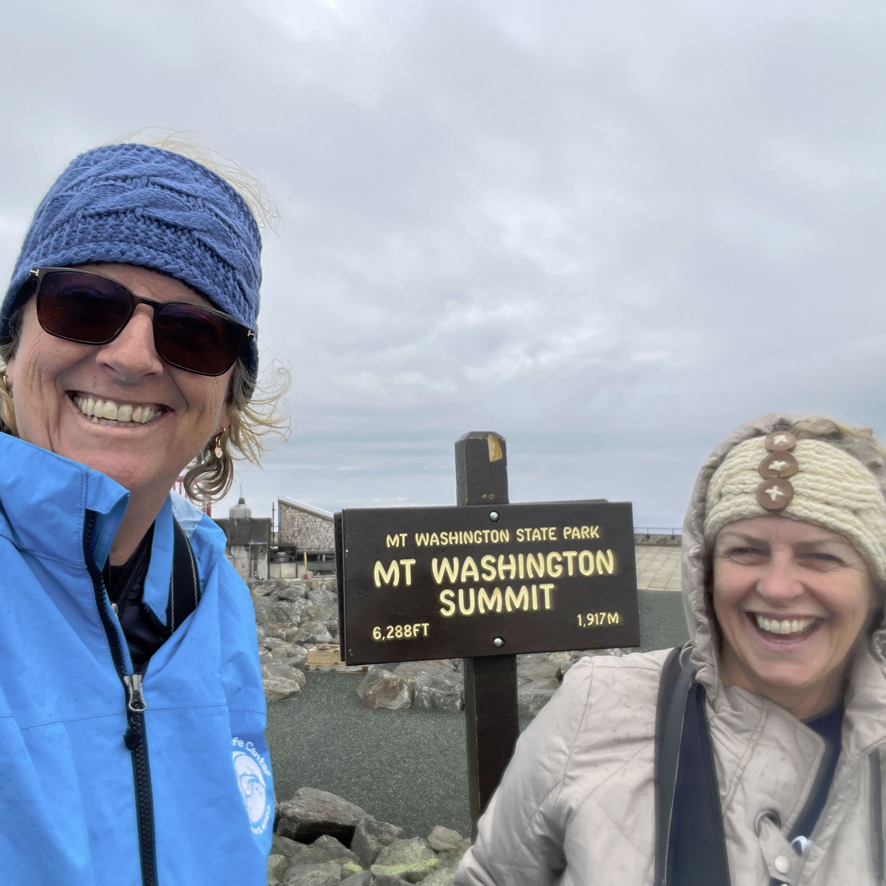 On the road again ... in New Hampshire - Carolyne Jasinski & Helen Hayes episode artwork