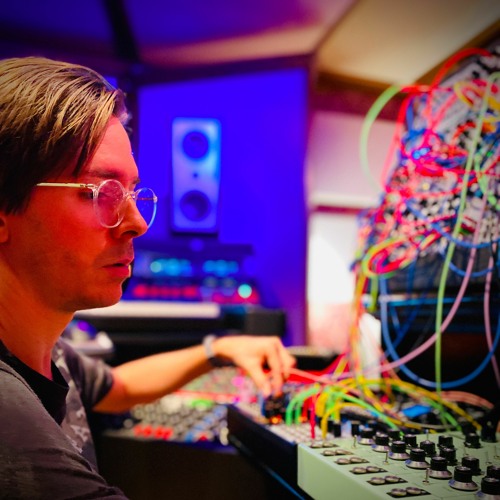 Glenn Morrison - Alpine Bunker Sessions - Making Ambient Music 30mins Live Part 2