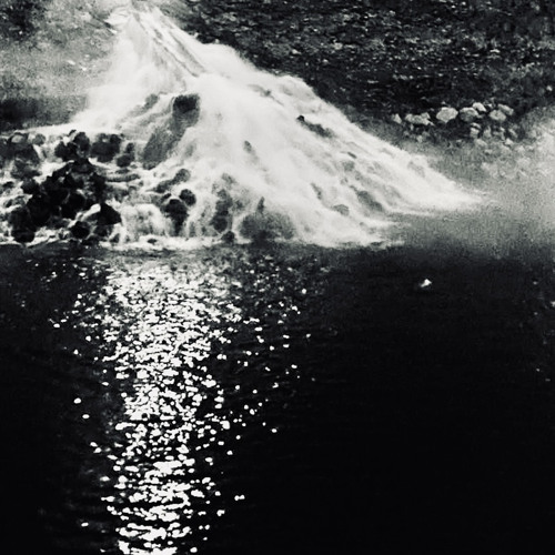 In Good Hope Drowns the Horror”