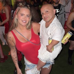 Wells Get Attached- D3