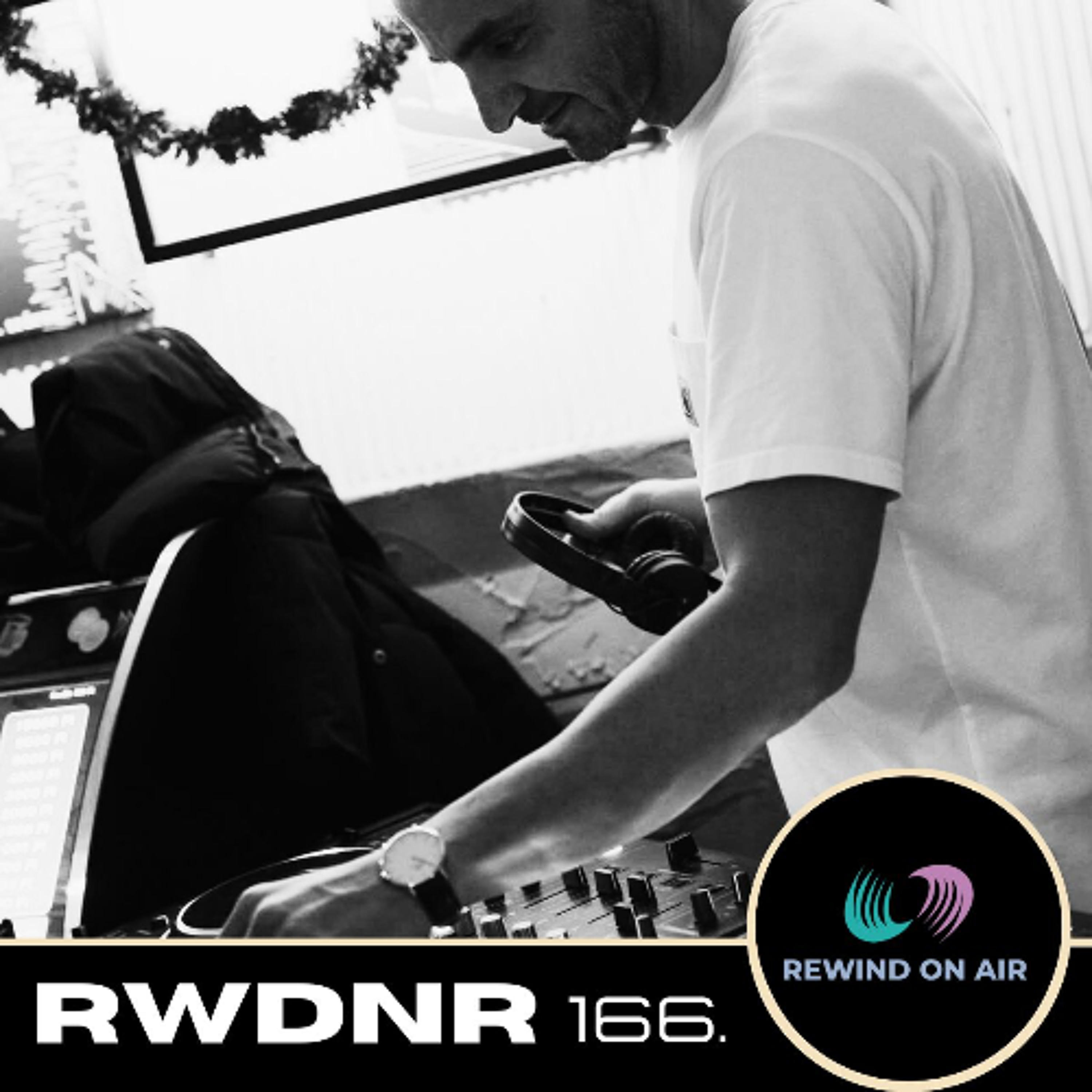 ROBERT SIMON - REWIND ON AIR RADIOSHOW