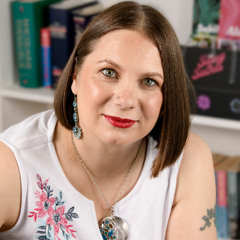 Amra Pajalic on her thrilling Balkan war murder mystery, 'Time Kneels Between Mountains'