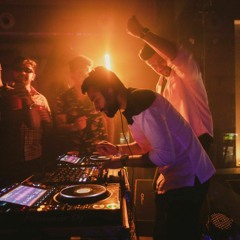 Sound Waves 007 | Guest Mix : Madhur