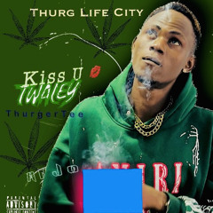 ThurgerTee_kiss U