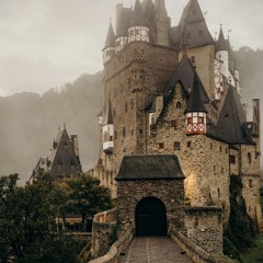 A beloved castle / Demo by Noteperformer 4