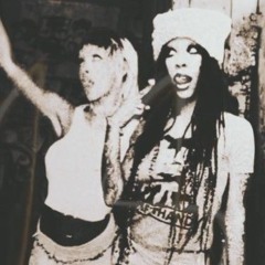 𝙆𝙞𝙨𝙨 & 𝙏𝙚𝙡𝙡