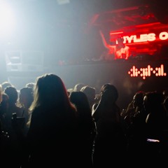 M.O.B RADIO - 010