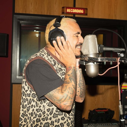 Tim Garcia invites Marcelo D2 & Sambadrive - 04 November 2024