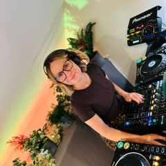 LIVE STREAM: EMMA WILD LIVE! Autumn!