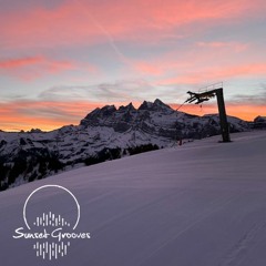Sunset Grooves Podcast #216 - Adri & Frenzi