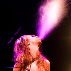 Queen Adreena - Happy Now Live 2009