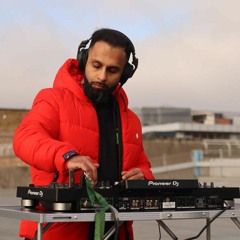 HMZ.dj -  Rooftop techno set in freezing cold Dublin!! YouTube link below