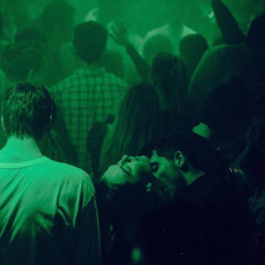 𝖉𝖊𝖋𝖙𝖔𝖓𝖊𝖘-𝕭𝖊 𝕼𝖚𝖎𝖊𝖙 𝖆𝖓𝖉 𝕯𝖗𝖎𝖛𝖊 (𝖉𝖔𝖔𝖒𝖊𝖗)