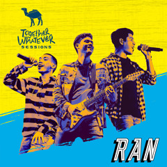 Pandangan Pertama (Live)