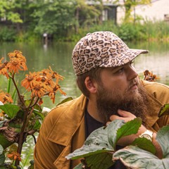 KESZKI (feat. Sarha Crewe)