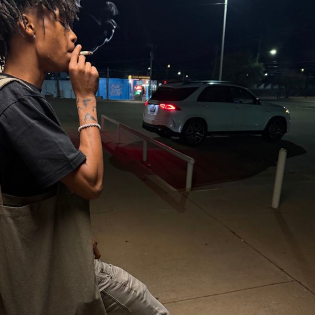 Stream rexv2 ⇀ worry (prod. rexv2) by nnocent | Listen online for free ...