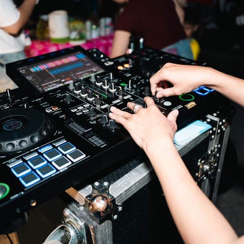 NST- CẬU ÚT ĐI BAR VOL 1