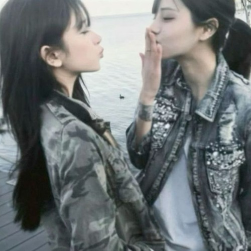 renaissance w/ zaya!