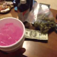 she love me but she don't love me enough :/