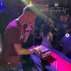 O GRAVE BATEU, RABETA NO CHÃO ((TIKTOK)) DJ GN
