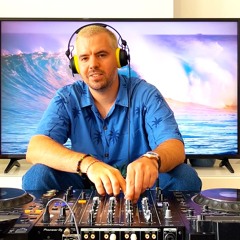 chill house music mix in my living room [MIXED LIVE]