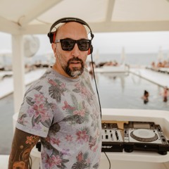 Puro Music Deep Series 045 // Isaac Indart at Purobeach Illetas