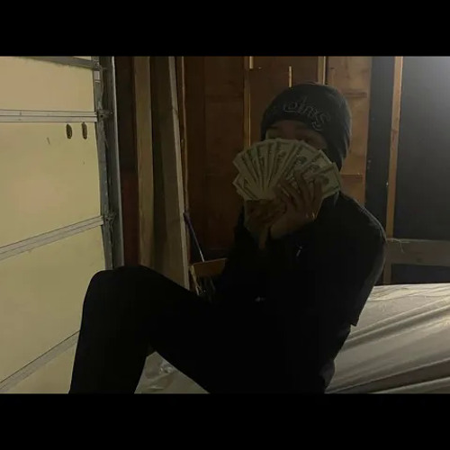Chuckyy- RedLine chuckywackem