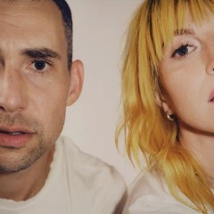 Jack Antonoff & Hayley Williams (with Bleachers) - Merry Christmas, Please Don't Call