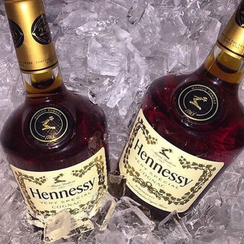 Henny On Ice ft. YungFlow x Zooteduup x Lil Villan (UNRELEASED)