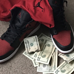 FRESHEDUP JAY-Z  Mary j Blige can’t knock tha hustle