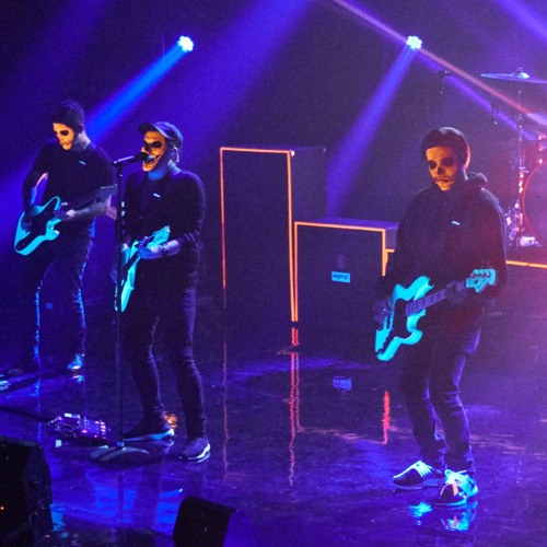 Fall Out Boy On James Corden Hold Me Tight Or Don’t LIVE