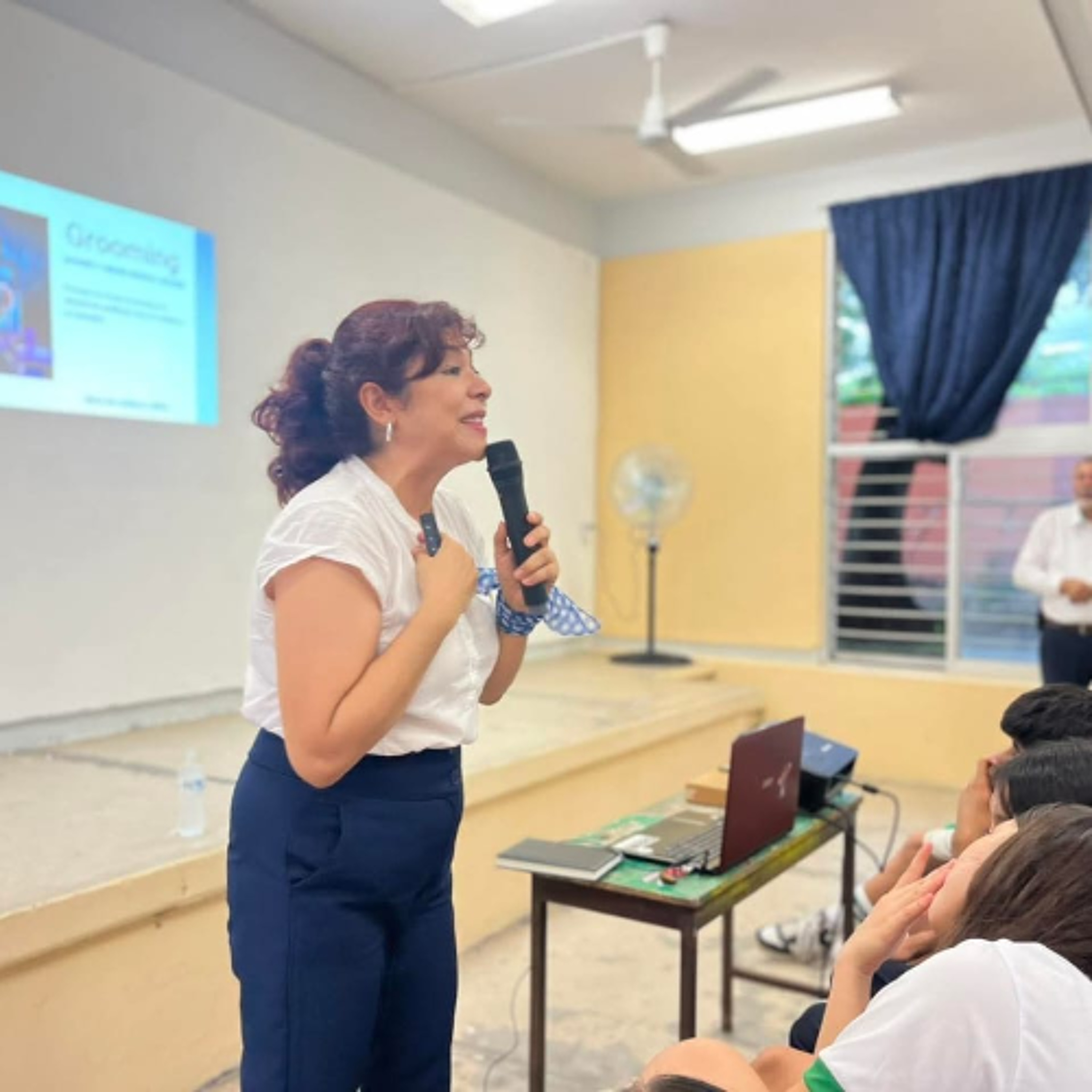 Interviene gobierno de Riult para generar entornos de paz: Martha Martínez episode artwork