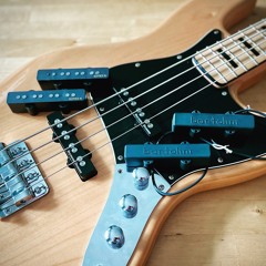 Squier Vintage Modified Jazz Bass 70