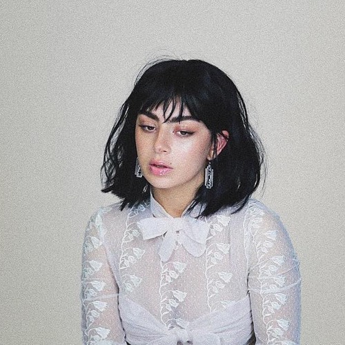 Up N Down - Charli XCX(feat. Danny L. Harle)