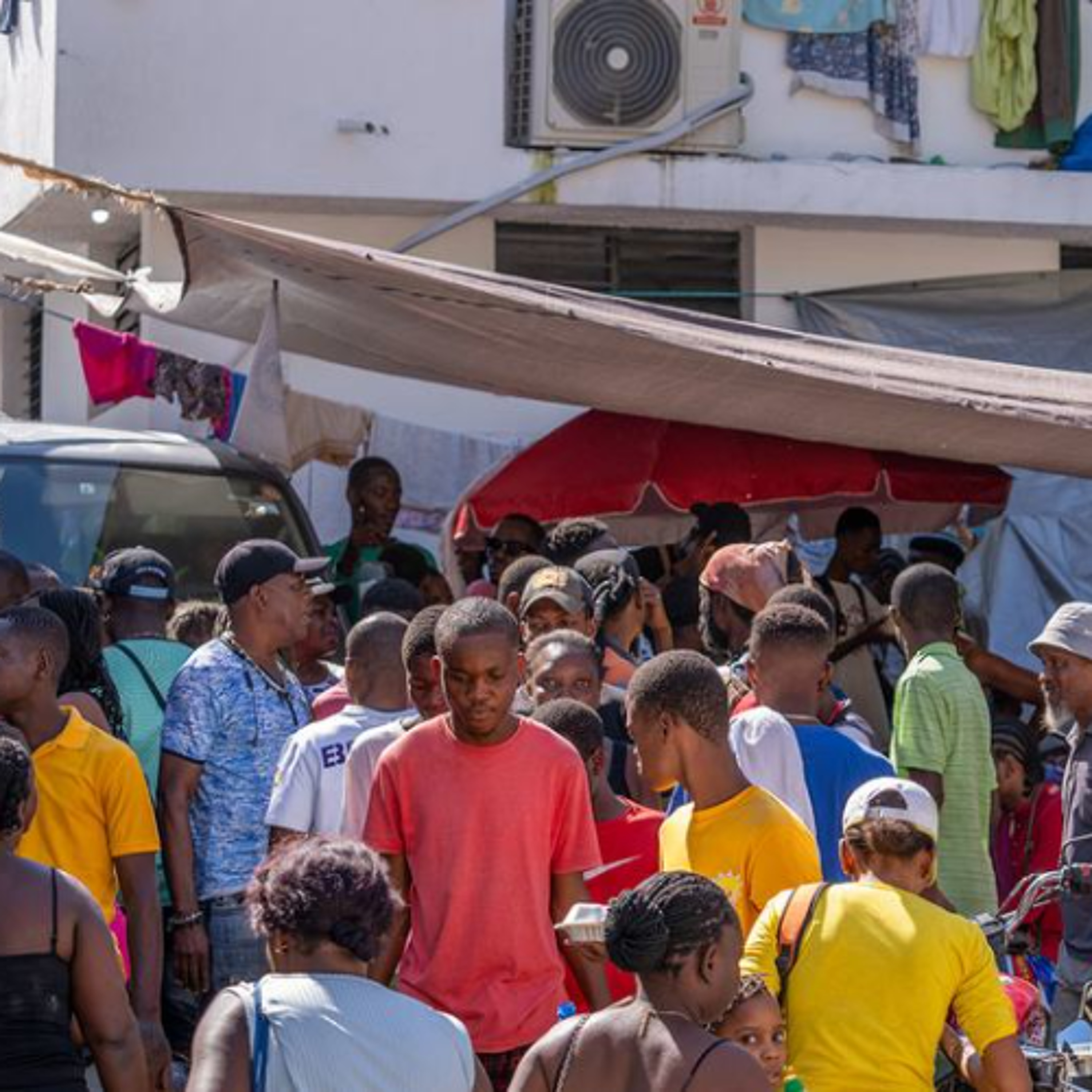 Estoques de alimentos da ONU para o Haiti durarão somente até fim de julho episode artwork