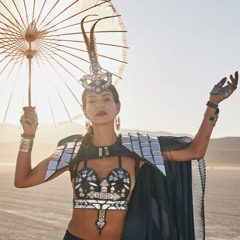 01 DO YOUR PARADE....