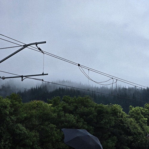 Stream WHY CANT YOU FEEL WHAT IM FEELING by cwispy Listen online for