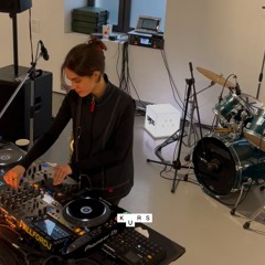 vechernyk w/ Krikunova @ KURS radio x "Нож" from Sistema gallery 19.07.25