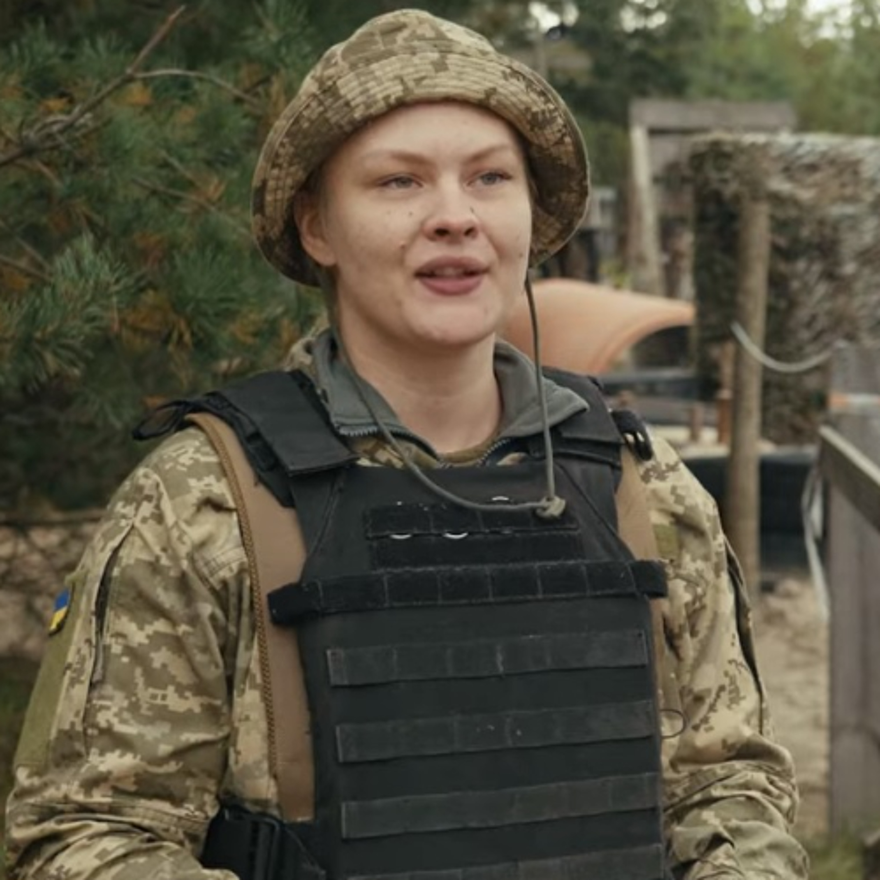 Я кайфую від того, що тут знаходжусь, — Єлизавета, контрактниця 18-24 episode artwork