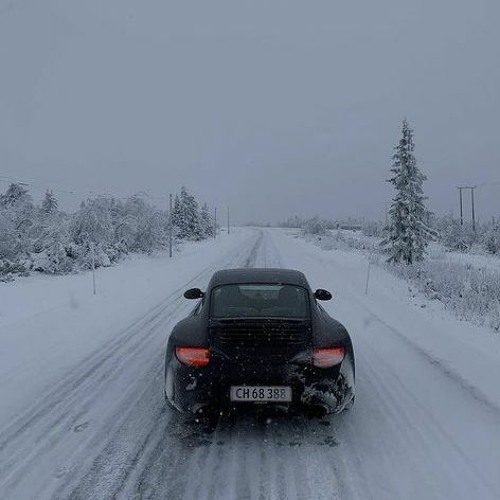 SNOWLY